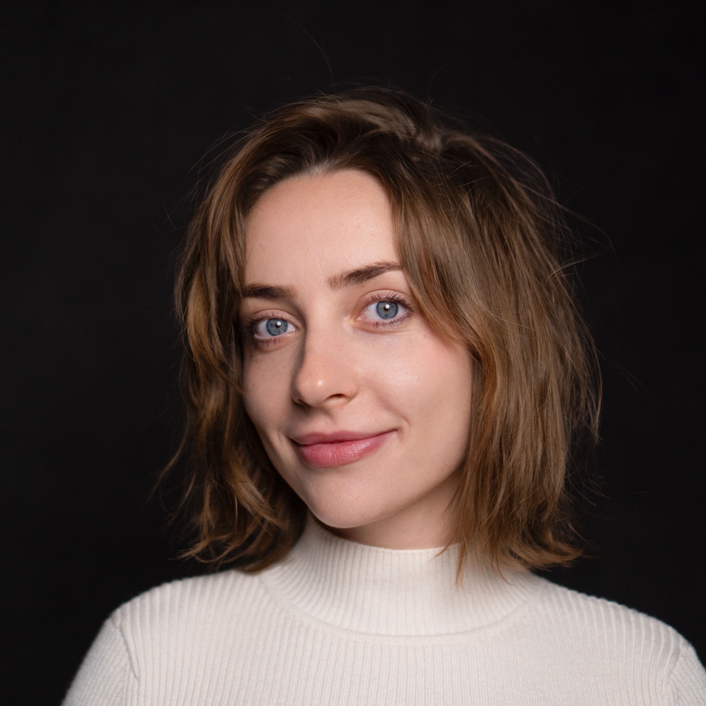 Anya  H